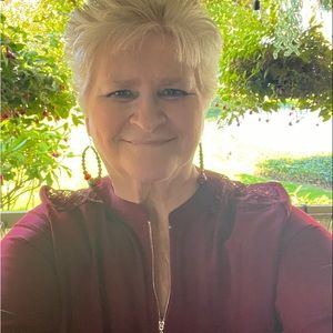 Meet your Posher, Shari